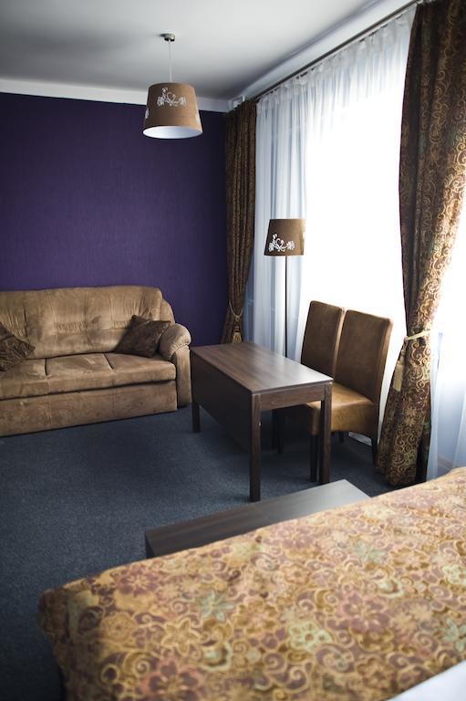 Hotel Korona Łuków Chambre photo