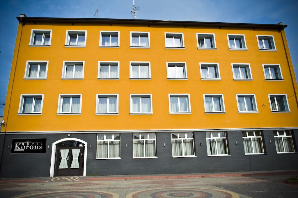 Hotel Korona Łuków Extérieur photo