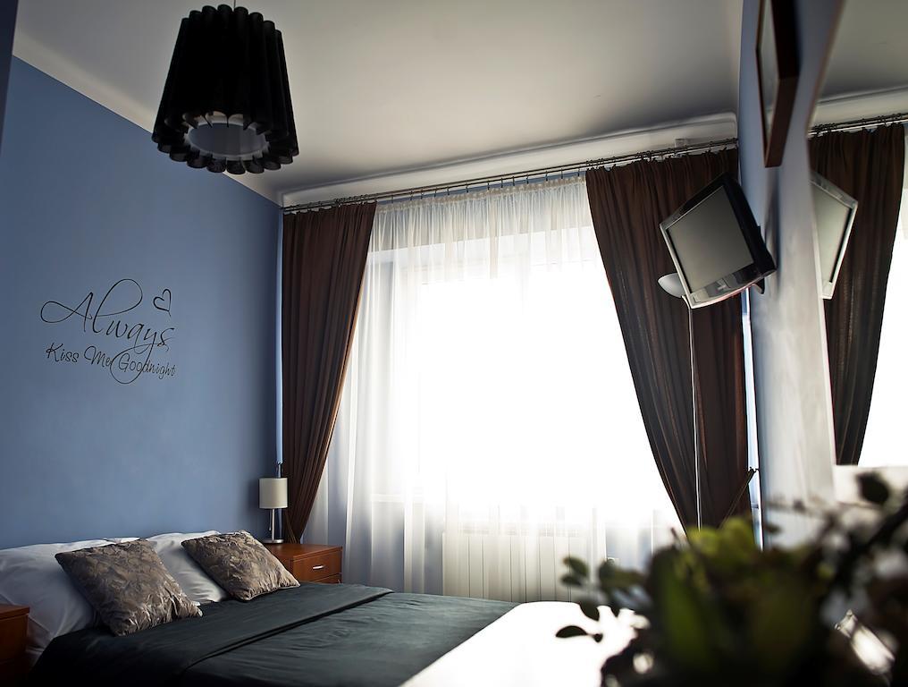 Hotel Korona Łuków Chambre photo